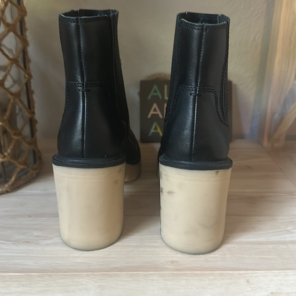 Dolce Vita Caster H2O Booties - Picture 5 of 5